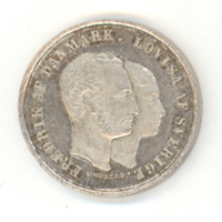 SLM 5808 37 - Medalj, bröllopet mellan Fredrik VIII av Danmark och Lovisa av Sverige 1869
