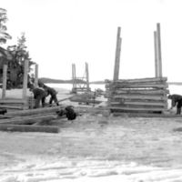 SLM POR53-2551 - Vivesta Strandbads nya bryggor 1953