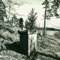 SLM M016262 - Minnesskrift vid Dalbysjön