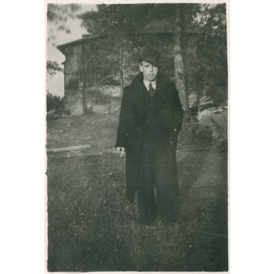 SLM P2019-0449 - Foto på en okänd man, 1930-tal