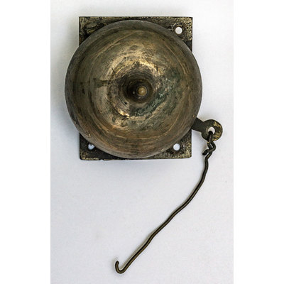 SLM 13976 2 - Mekanisk ringklocka, troligen tidigt 1900-tal