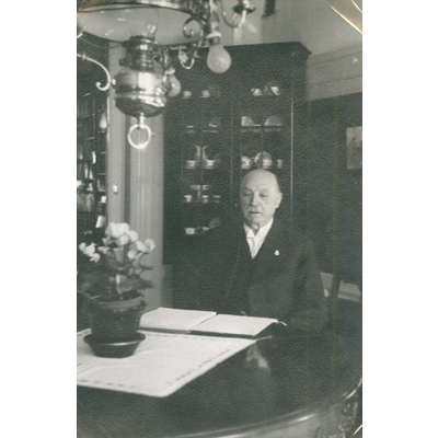 SLM P2018-0598 - Doktor Edvard Westberg år 1942