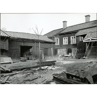 SLM SEM_AL-B7302-12 - Grassagården i Strängnäs, västra bostadsdelen och portlidret