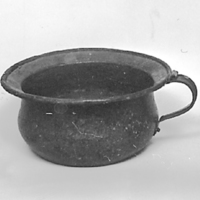 SLM 1020 - Nattkärl, potta av koppar, från Lilla Tofsö i Västerlungs socken