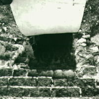 SLM A2-596 - Ventilationshål till gravkammaren, Hålbonäskoret