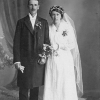 SLM P07-2532 - Brudparet Karl Axel Ejnar Eriksson och hans första hustru Kristina Nykvist år 1918, Lerbäcks socken i Närke