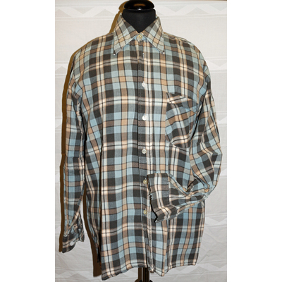 SLM 26941 - Herrskjorta, fritidsskjorta som har använts av Börje Thunér (1914-2002)