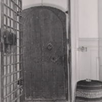 SLM M012508 - Medeltida dörr till skattkammaren
