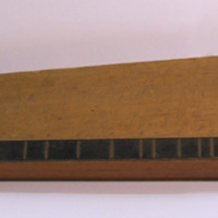 SLM 4724 - Psalmodikon, musikinstrument med stjärndekoration, från Nyköping