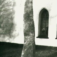 SLM M016355 - Runsten vid Västerljungs kyrka, 1979