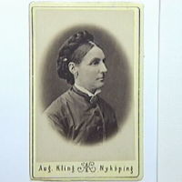 SLM M000291 - Fru Charlotte Broberg född Hammarquist. Foto 1860-tal