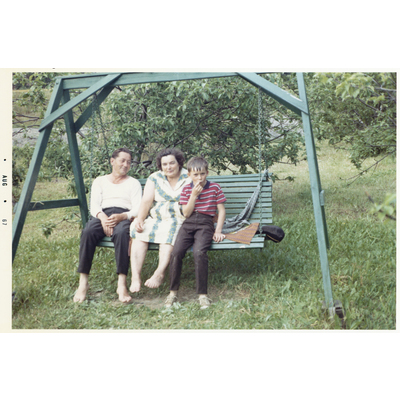 SLM P2018-0153 - Familjen i Finland år 1967