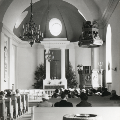 SLM P2016-0415 - Kyrkospel i Hyltinge kyrka år 1957