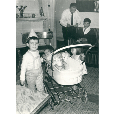 SLM P2018-0198 - Martin, Charlie och Maritza år 1965