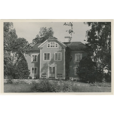 SLM M004802 - Sarpetorp, manbyggnad ombyggd 1917. Gården är friköpt från Danbyholm 1917.