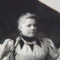 SLM R903-92-1 - Maria Andersson (1878-1965) före äktenskapet (1896) med Carl-Erik Ahlstrand
