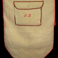 SLM 11329 - Väska, resefodral av beige linne kantat med röda band, märkt 