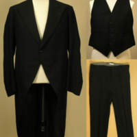 SLM 37140 1-3 - Kostym bestående av jaquette, väst och byxor, från Harnesk skrädderi