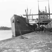SLM X10-443 - Lastning av malm i Oxelösunds hamn