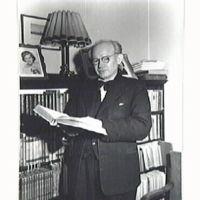SLM POR52-1958 - Kyrkoherde Erik Norrman, initiativtagare till Hermods realskola i Björkvik