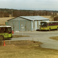 SLM SB13-233 - Gamla bussgaraget Trosa våren 1982