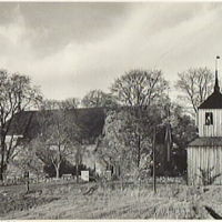 SLM M015912 - Toresunds kyrka med klockstapel