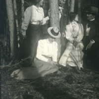 SLM P12-528 - Sol i skogen, Emil Österman med flera, Ratzes 1899