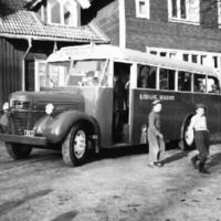 SLM POR50-1276 - Skolbuss i Björkvik 1950
