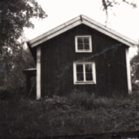 SLM M011824 - Månstorp, gavel på bostadshuset, foto 1977.
