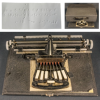 SLM 25137 - Skrivmaskin för upphöjd blindskrift, Braille, från Nyköping, 1940-tal