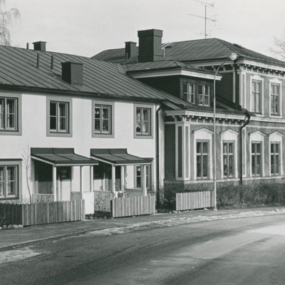 SLM SEM_A8301-33 - Klostergatan 18 i Strängnäs