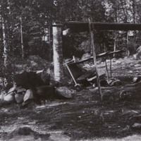 SLM P11-6588 - Bykplats vid Norskogens brygga i Skedevi 1924