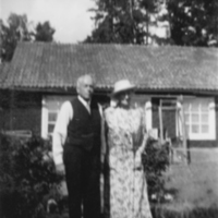 SLM P09-855 - Anshelm Larsson och Cecilia af Klercker år 1944