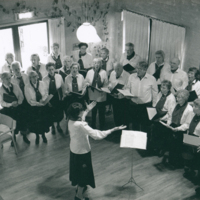 SLM P2015-249 - Klangen sjunger i Franciskuskapellet i Nyköping , januari 1998