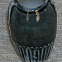 SLM 6180 123 - Miniatyrvas av keramik till dockskåp