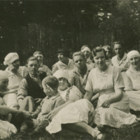 SLM P2013-1038 - Kafferep för personal och patienter vid epidemisjukhuset, Nyköping, 1930-tal