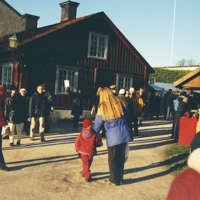 SLM R179-99-11 - Julmarknad på Nyköpingshus 1999