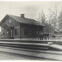 SLM R137-89-5 - Eklångens station ca 1900