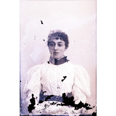 SLM X1671-78 - Porträtt på en okänd kvinna