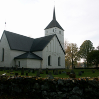 SLM D11-110 - Överselö kyrka, kyrkoanläggningen från nordost.