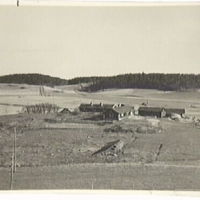 SLM E1-140 - Värlunda by i Ludgo år 1937