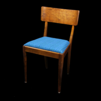 SLM 25742 1-3 - Tre stolar med svängd ryggplatta, från familjen Alderstrand i Eskilstuna