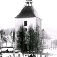 SLM R63-79-2 - Vinterbild av Trosa lands kyrka.