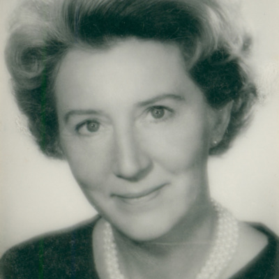 SLM P2015-640 - Karin Wohlins ID-foto omkring 1966