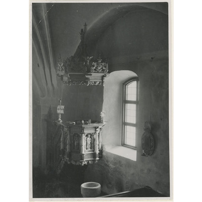 SLM M001504 - Predikstolen i Bergshammars kyrka, snidad 1671