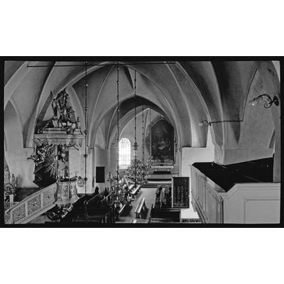SLM X9-78 - Nicolaikyrkan i Nyköping, interiör före restaureringen 1925