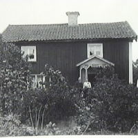 SLM R117-90-7 - Gamla stugan i Berga, Västra Vingåker