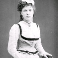 SLM M036410 - Porträtt, troligen Lotten (Charlotta Henriette) Rosén född Holmberg 1856, Nyköping