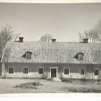 SLM A28-141 - Mangårdsbyggnaden vid Hålbonäs herrgård i Sköldinge socken, 1940-tal