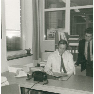 SLM P2017-1108 - Saab-ANA:s reservdelsavdelning, kontoret i Nyköping ca 1968-72